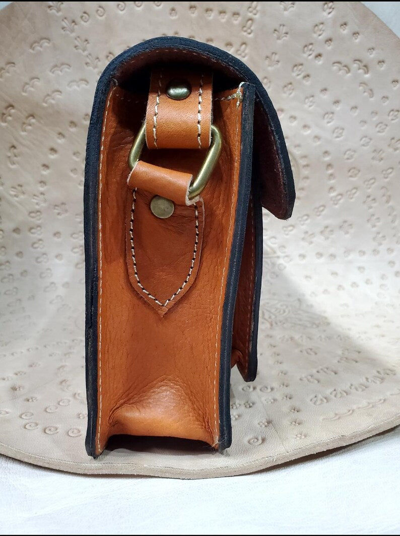 handmade traditional Moroccan leather handbag for women