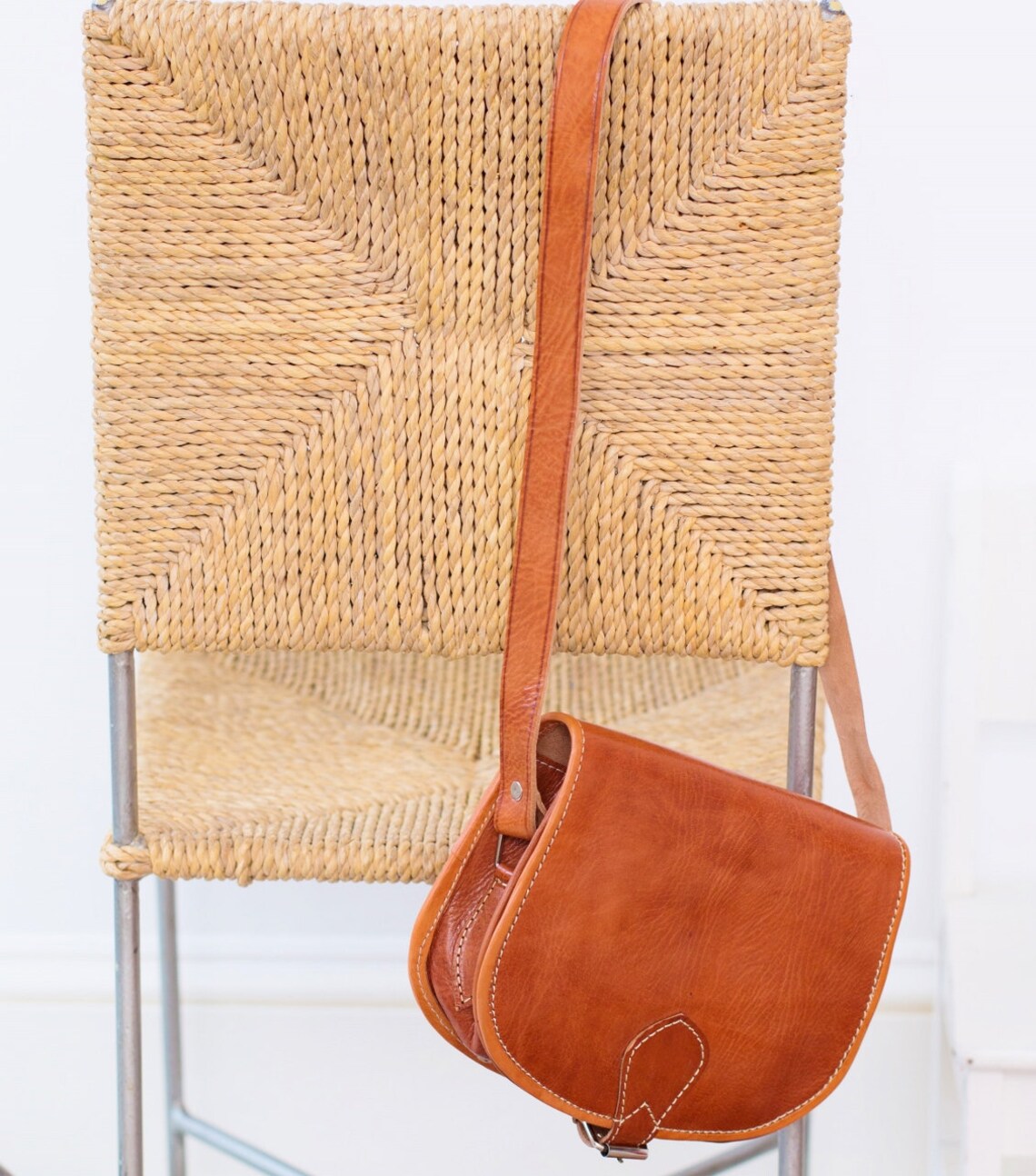 Moroccan Brown Tan Round Leather