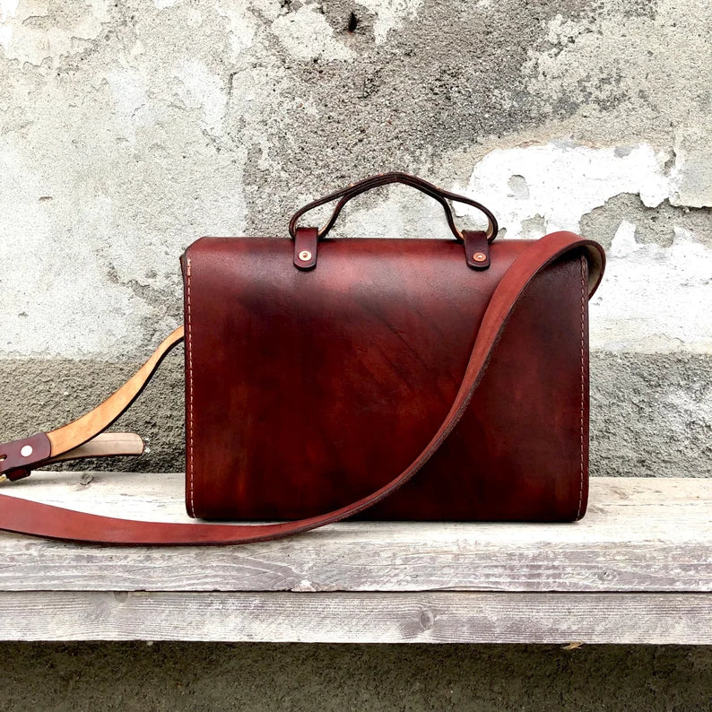 Heavy-duty leather shoulder bag, indestructible, men's and women's leather briefcase, for work, university &office